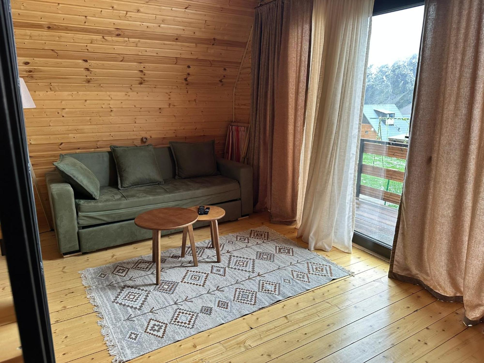 A&B Cottages Kazbegi Dış mekan fotoğraf
