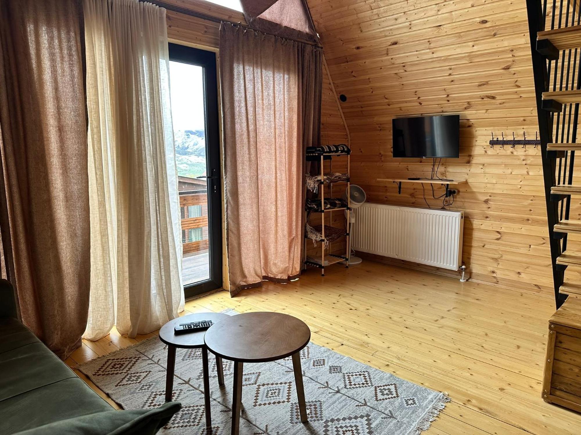 A&B Cottages Kazbegi Dış mekan fotoğraf